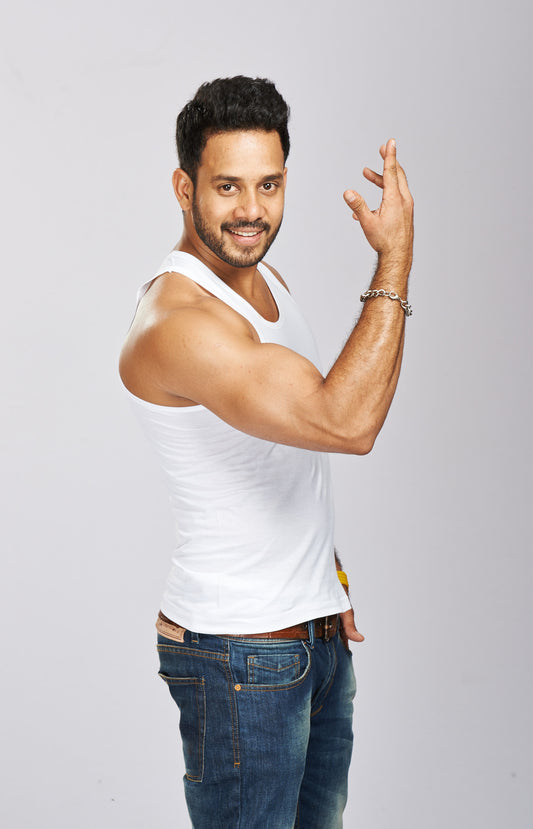 100% Combed Cotton White Vest RN